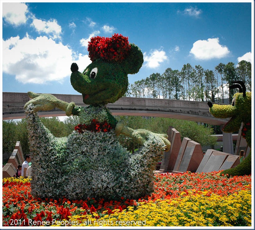 Topiary Minnie